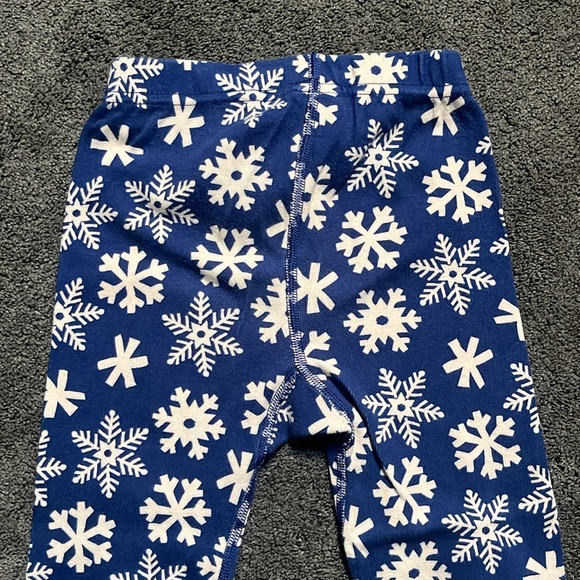 Hanna Andersson snowflake pajamas size 4 - Picture 8 of 9